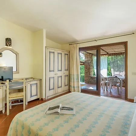 Colonna Country Club 4*