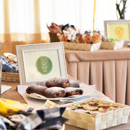 Colonna Country Club Отель Порто-Черво