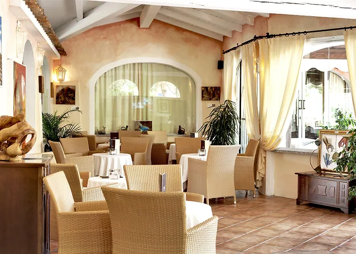 Colonna Country Club 4* 切尔沃港