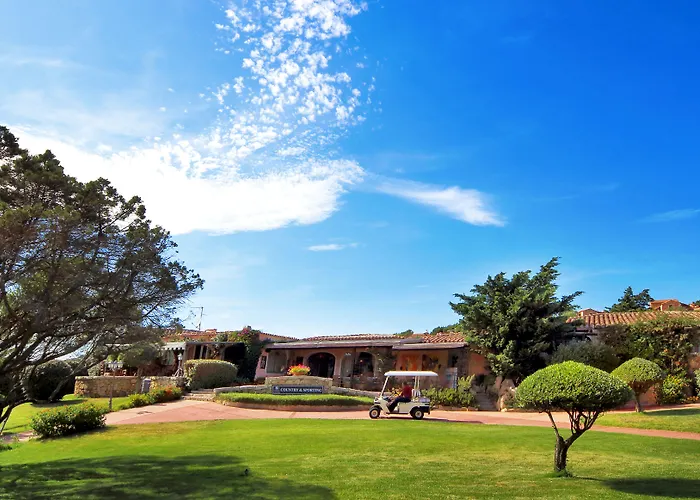 Colonna Country Club 切尔沃港
