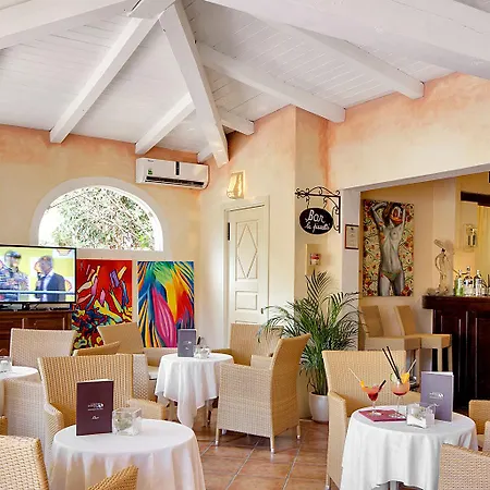ホテル Colonna Country Club 4*