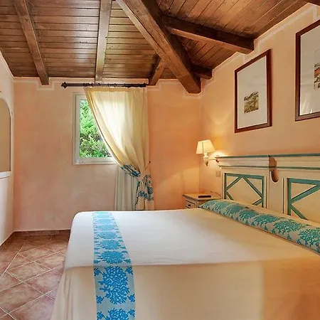 Hotell Colonna Country Club 4*