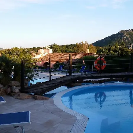 ホテル Colonna Country Club ポルト・チェルボ